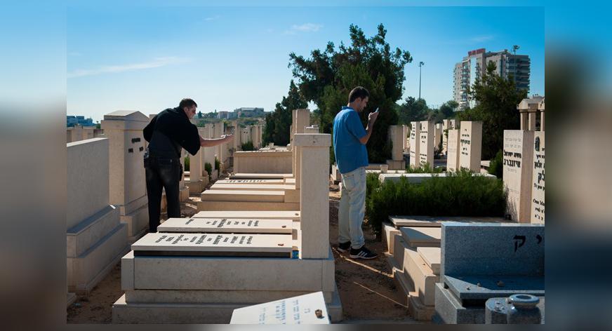 Digitalisering af kirkegårde: MyHeritage fortsætter arbejdet (med hjælp fra venner)