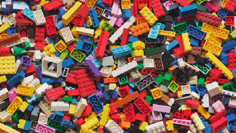 Trælegetøj blev grundklodserne i succesen for Lego familien